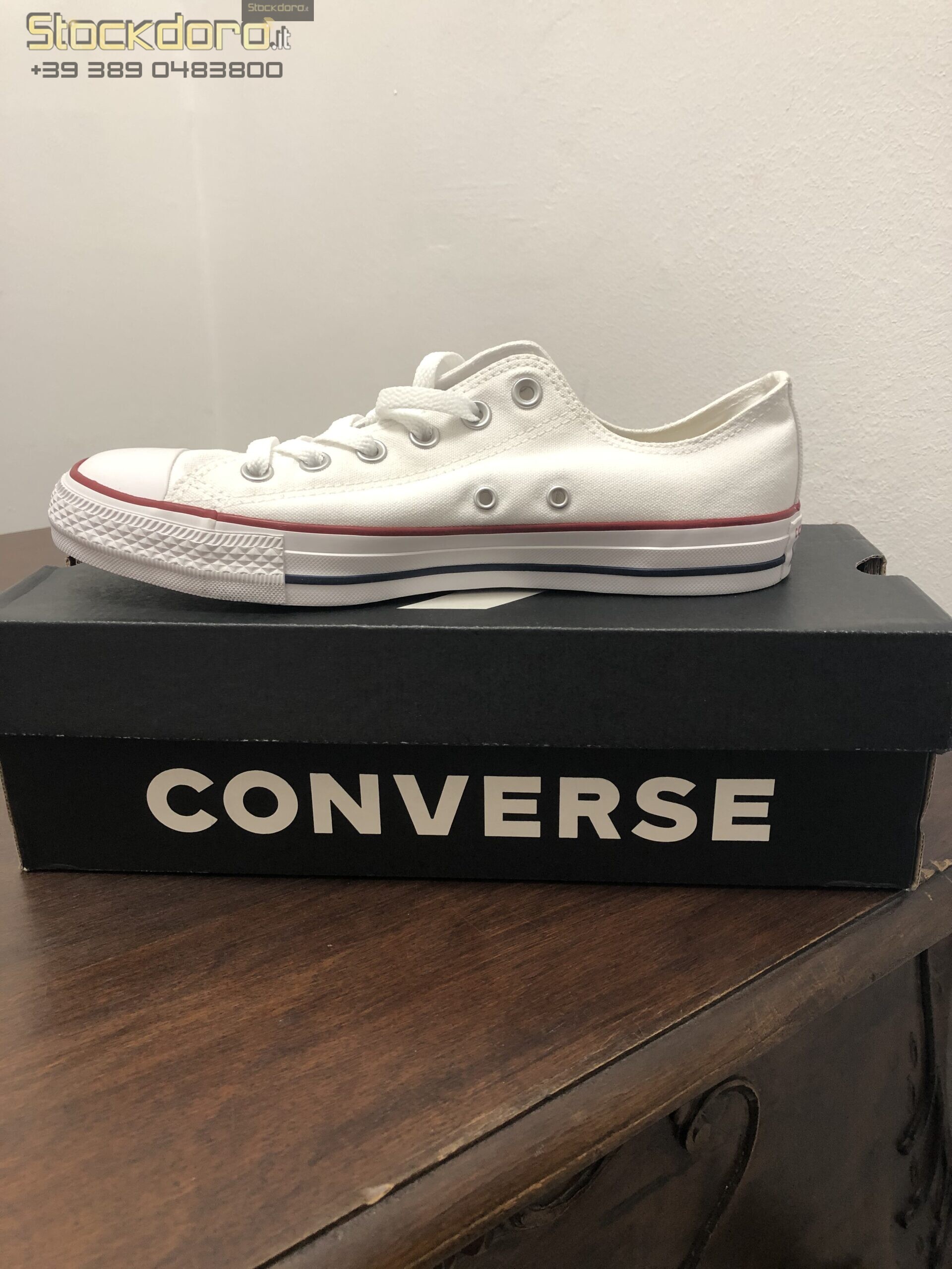 CONVERSE Bianche basse N 41 | MONDANISHOP - Vendita online di abbigliamento  scarpe ed accessori per Uomo, Donna e Bambino.